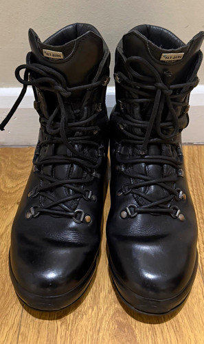 Altberg black boots
