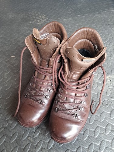 Altberg defender combat - altberg,